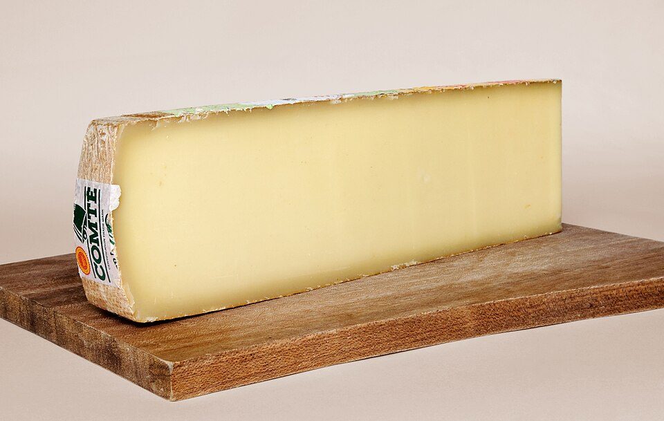 Phô mai Comté AOP lâu năm