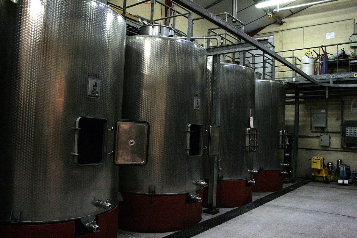Bồn inox lên men vang đỏ